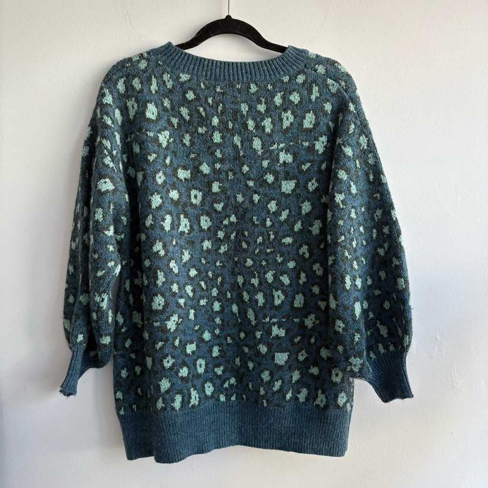 Farm Rio Green Leopard Knit Sweater Teal Blue Sz Small - Picture 10 of 11